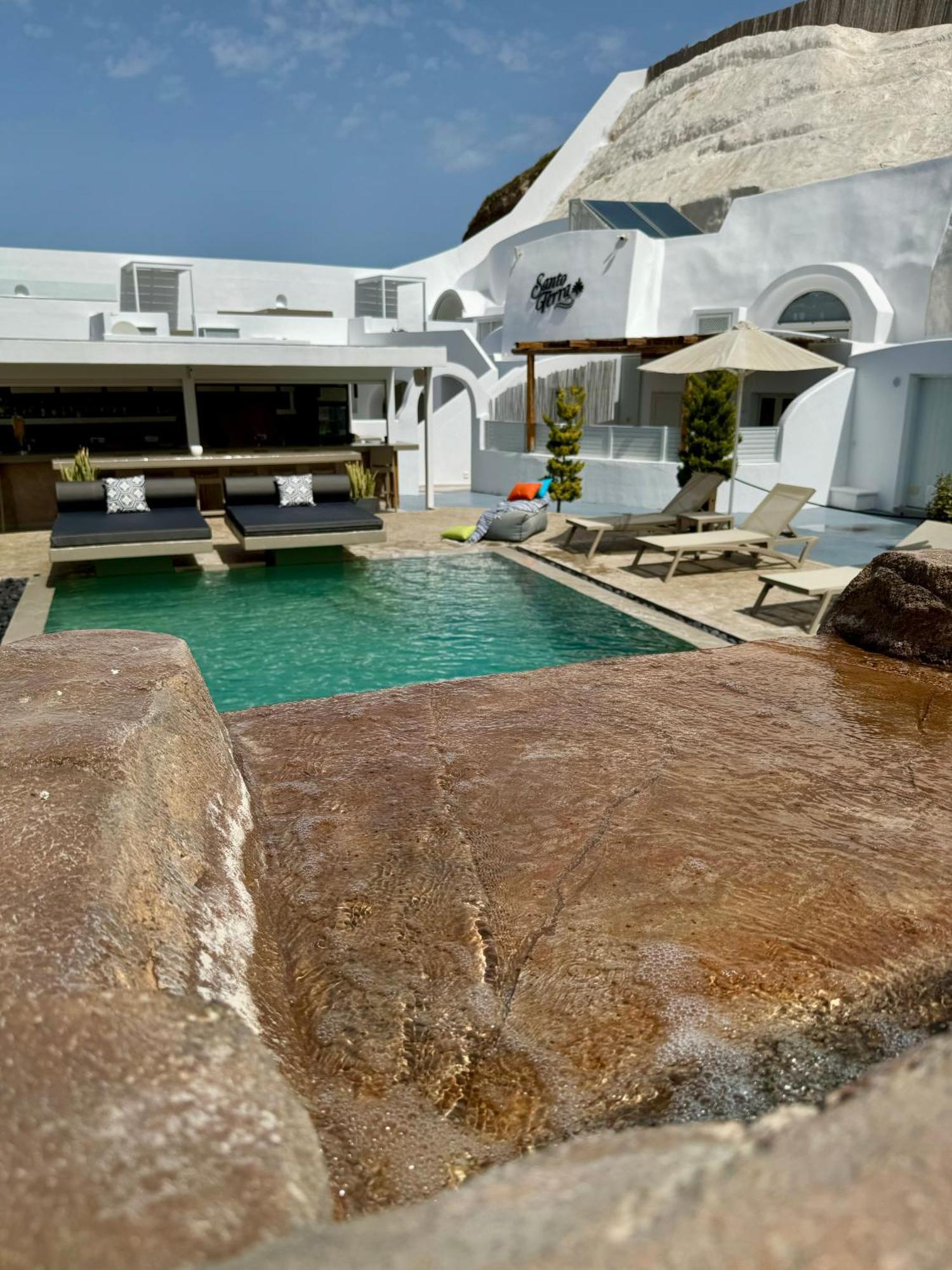Santoterra Antigua Suites Karterados  Exterior foto